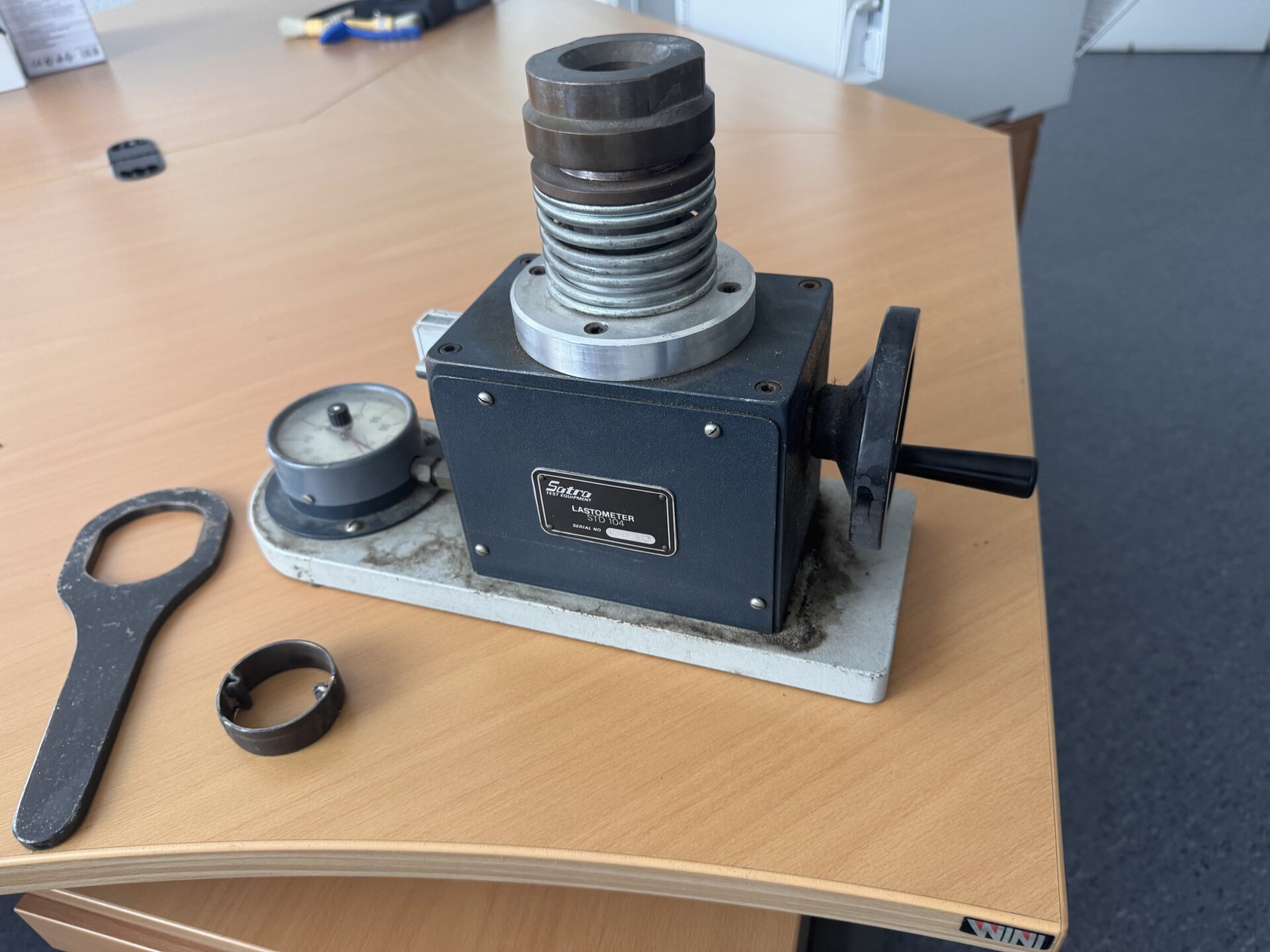 Lastometer Satra STD 104